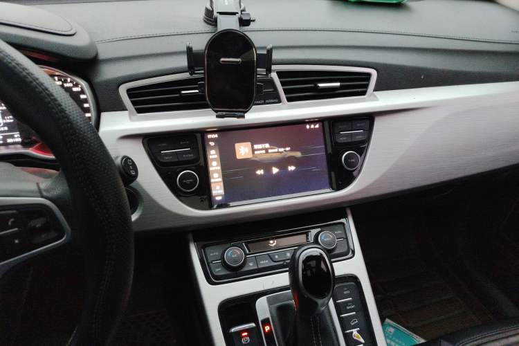 Used Geely Auto Emgrand X7 Sport 2016 1.8TD Automatic Smart Connectivity Version