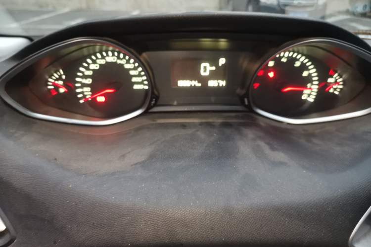Used Peugeot 308S 2015 1.2T Automatic Jingchi Edition Instrument Cluster
