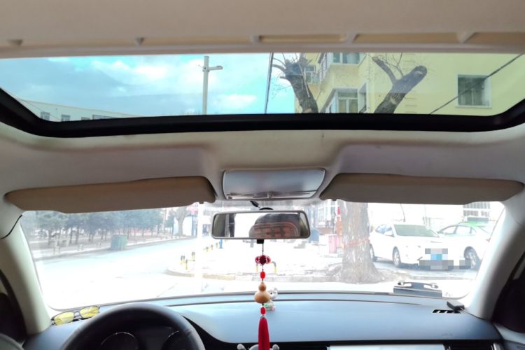 Used Volkswagen Bora 2013 1.6L Manual Comfort Model Headliner