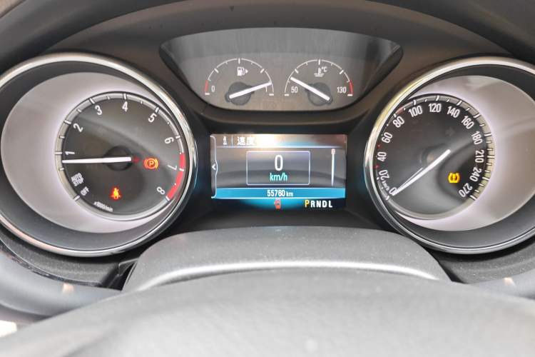 Used Buick Verano 2017 Sedan 15S Automatic Leading Model Odometer Close Up