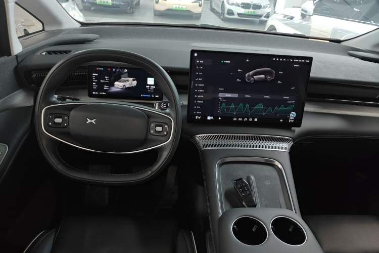 Used XPeng X9 2024 640 All-Wheel Drive High-Performance Max
