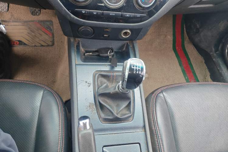 Used Haima M6 2015 1.5T Manual Luxury Model
