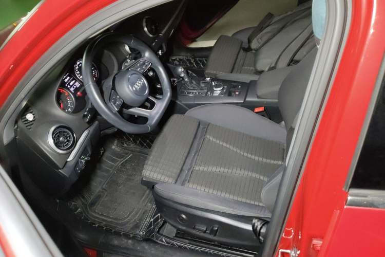 Used Audi A3 2017 Limousine 35 TFSI Sport Edition
