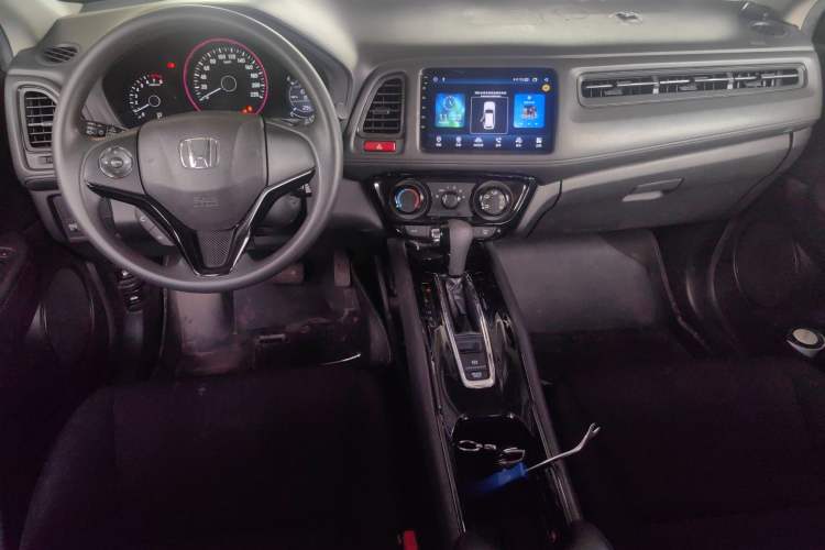 Used Honda Vezel 2015 1.5L CVT two-wheel drive Comfort trim Center Console