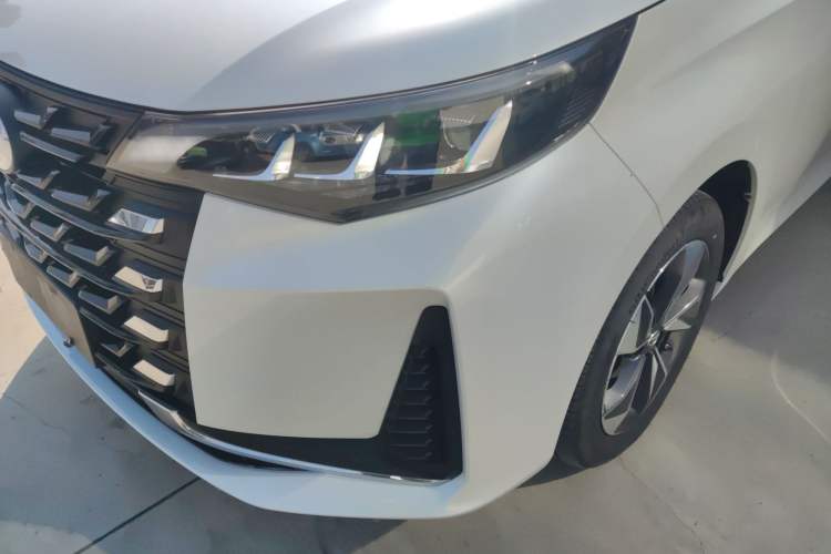 Used GAC Trumpchi M6 2023 PRO 270T DCT Luxury Edition