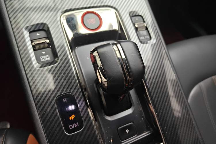 Used GAC Trumpchi EMPOW 2022 270T DCT J16 R-Style Track Edition Gear Lever