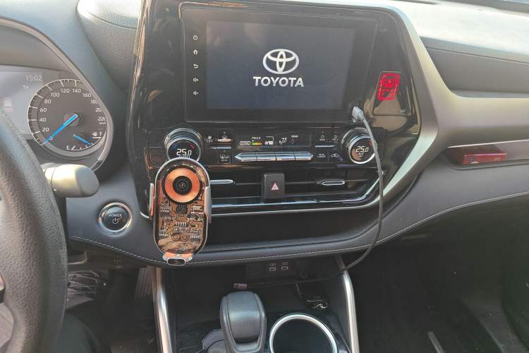 Used Toyota Highlander 2023 2.5L Smart Electric Hybrid Dual-Engine 4x4 Elite Edition 7 Seats