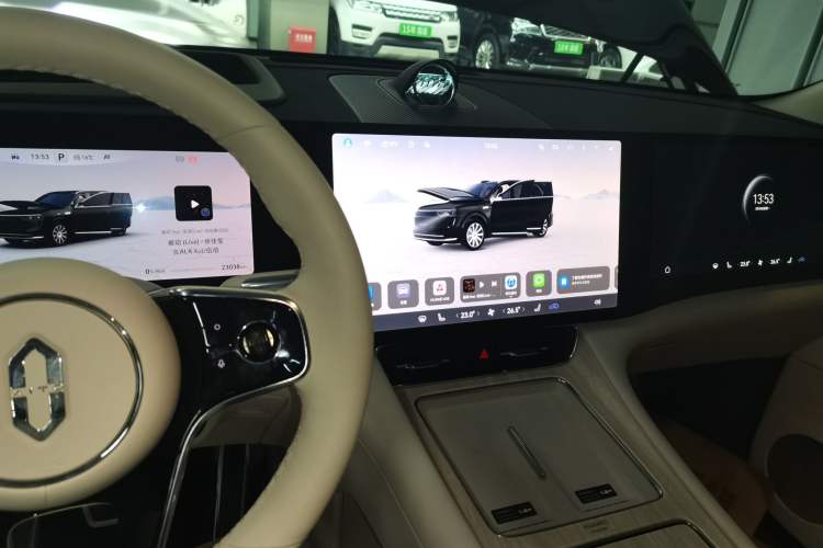 Used Hima AITO M8 2025 Extended-Range Max+ Version 53.4 kWh 6-Seater Edition Gear Lever