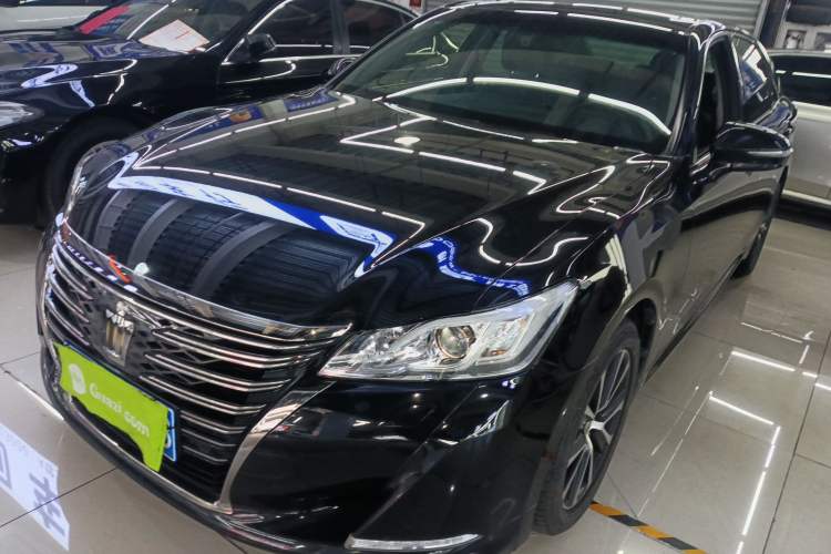 Used Toyota Crown 2018 2.0T Fashion Edition