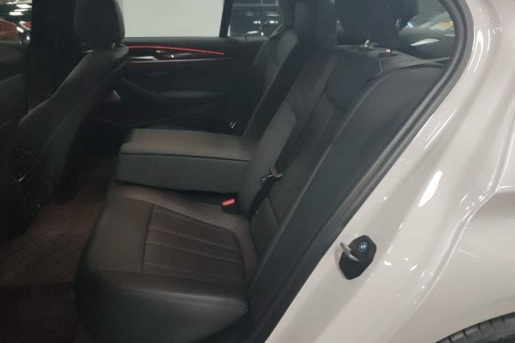 Used BMW 5 Series 2019 Restyled 525Li M Sport Package Left Rear Seat