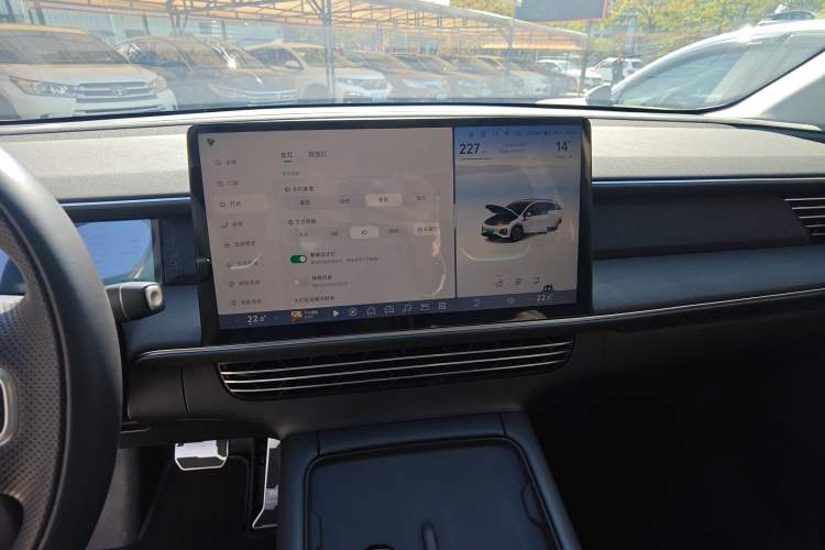 Used XPeng G6 2024 580 Long-Range Plus Audio And AC Panel