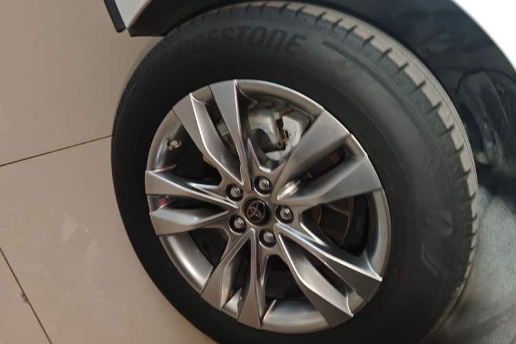 Used Toyota Sienna 2021 2.5L Hybrid Platinum Edition
