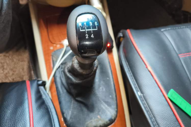 Used Buick Excelle 2013 1.5L Manual Luxury Model