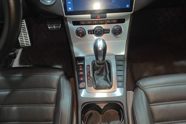 Used Volkswagen FAW-Volkswagen CC 2016 1.8TSI Luxury Model