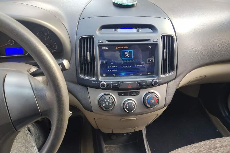 Used Hyundai Celesta 2011 1.6L Manual Luxury Model
