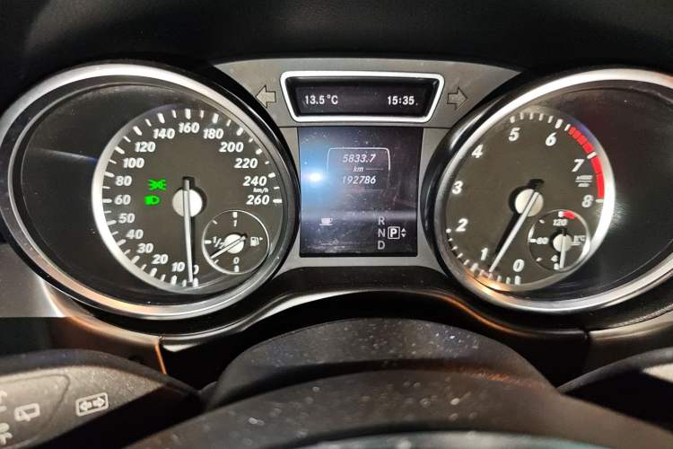 Used Mercedes-Benz M-Class 2012 ML 300