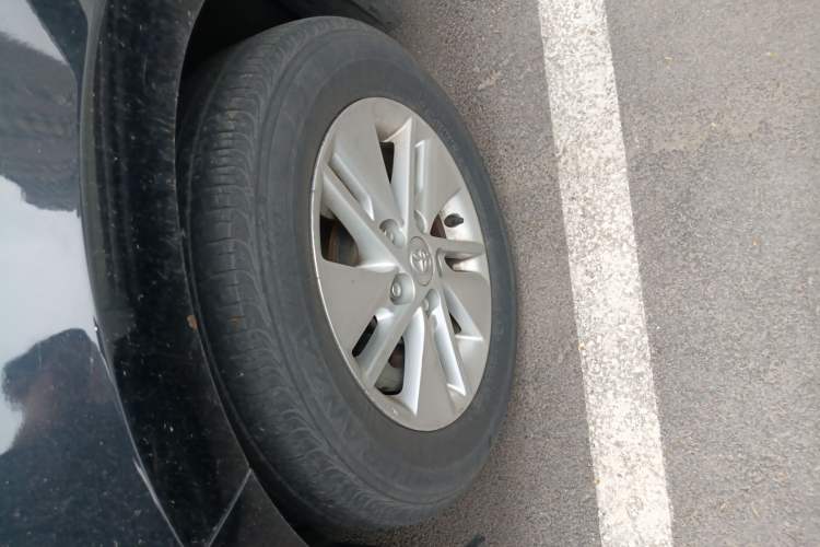 Used Toyota Corolla 2014 1.6L Manual GL