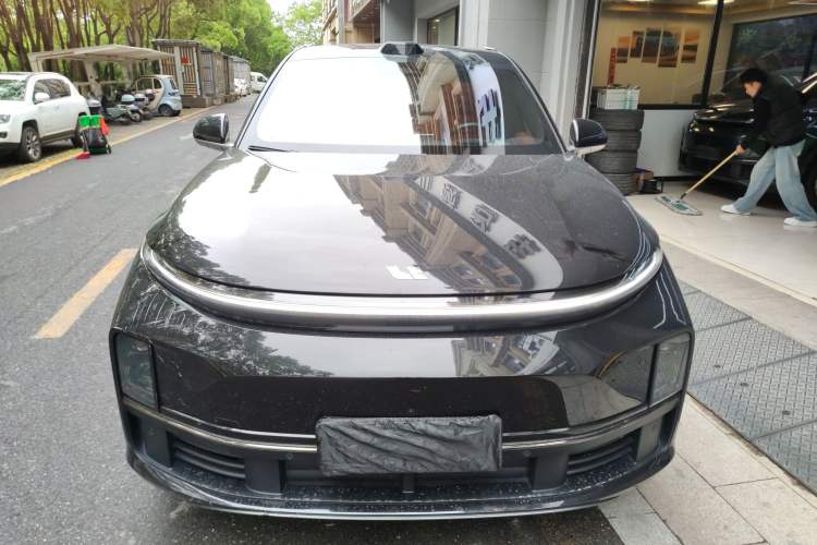 Used Li Auto L7 2024 MAX Model Front