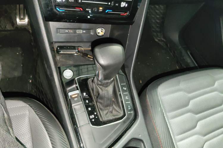 Used Volkswagen Tiguan X 2022 330TSI Two-Wheel-Drive Flagship Edition Gear Lever