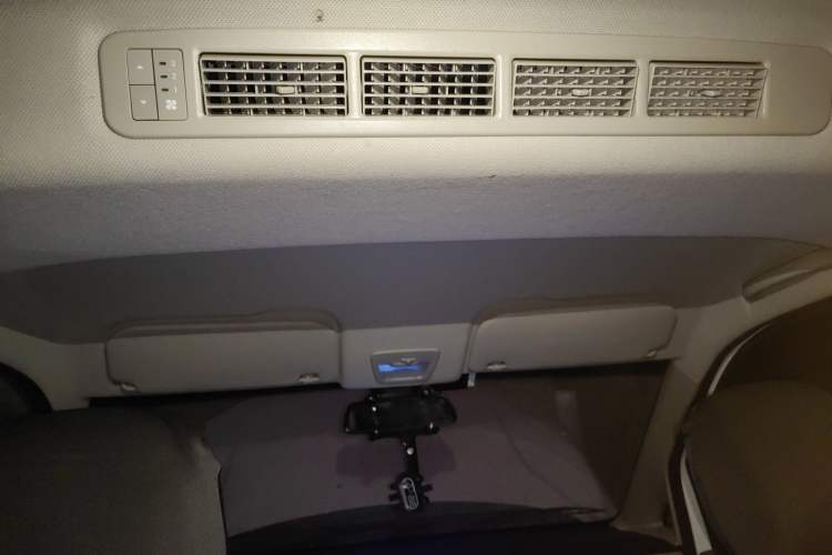 Used Wuling Hongguang PLUS 2019 1.5T Manual Comfort Version 7 Seats