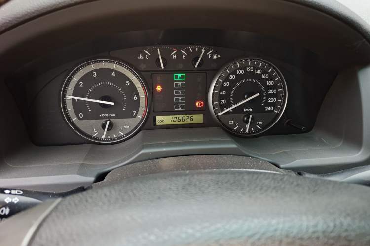 Used Toyota Land Cruiser 2010 4.0L Automatic VX Instrument Cluster