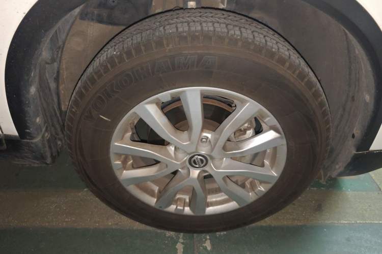 Used Nissan X-Trail 2019 2.0L CVT Smart Connect Comfort Edition 2WD
