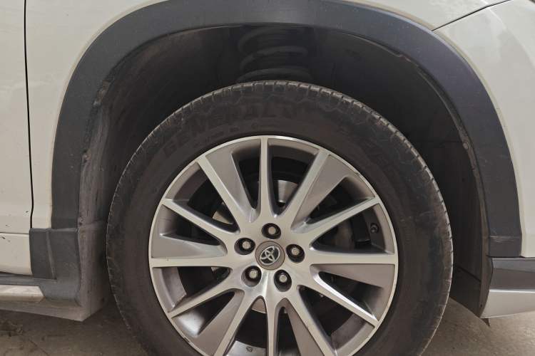 Used Toyota Highlander 2015 3.5L 4x4 Luxury Edition 7-seater