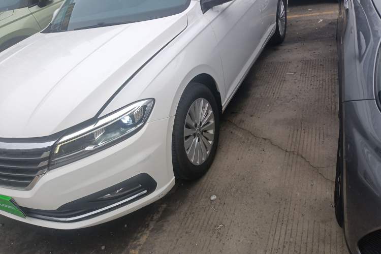 Used Volkswagen Lavida 2019 1.5L Automatic Comfort Edition China VI Standard Left Front Wheel Hub