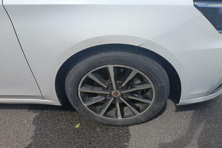 Used Roewe i6 New Energy 2017 45T Hybrid Connective Smart Luxury Edition