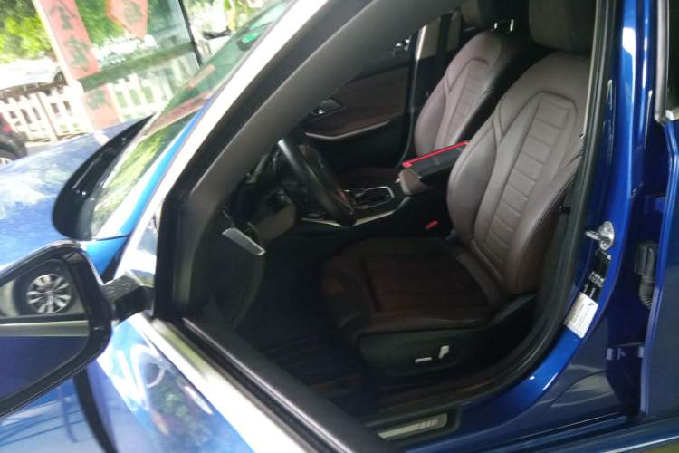 Used BMW 3 Series 2020 325i M Sport Package Left Front Seat