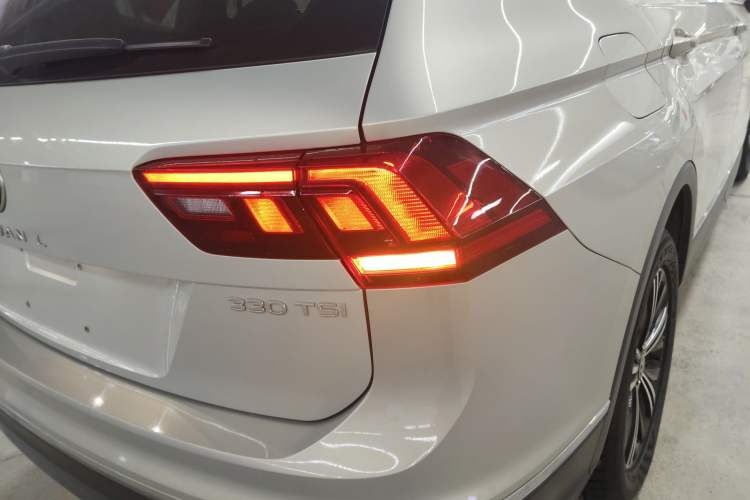 Used Volkswagen Tiguan L 2021 330TSI Automatic Two-Wheel Drive Smart Edition