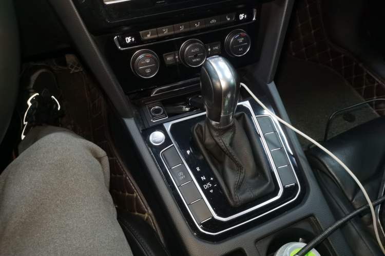 Used Volkswagen Magotan 2018 Facelift 330TSI DSG Luxury Model