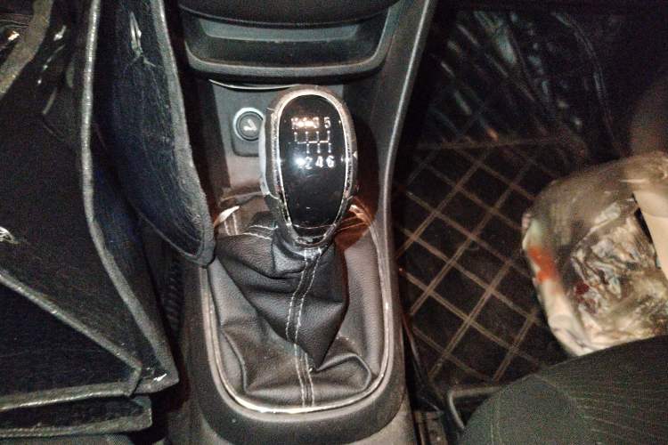 Used Buick Encore 2013 1.4T Manual Two-Wheel Drive Entry Model