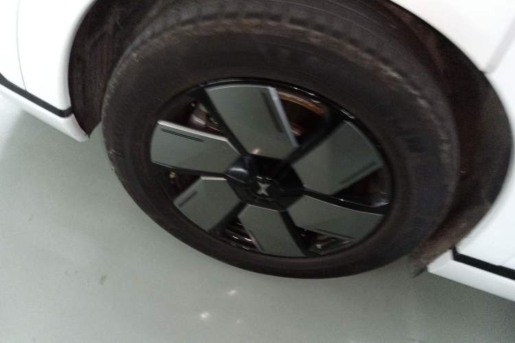 Used XPeng X9 2024 702 Ultra-Long Range Max