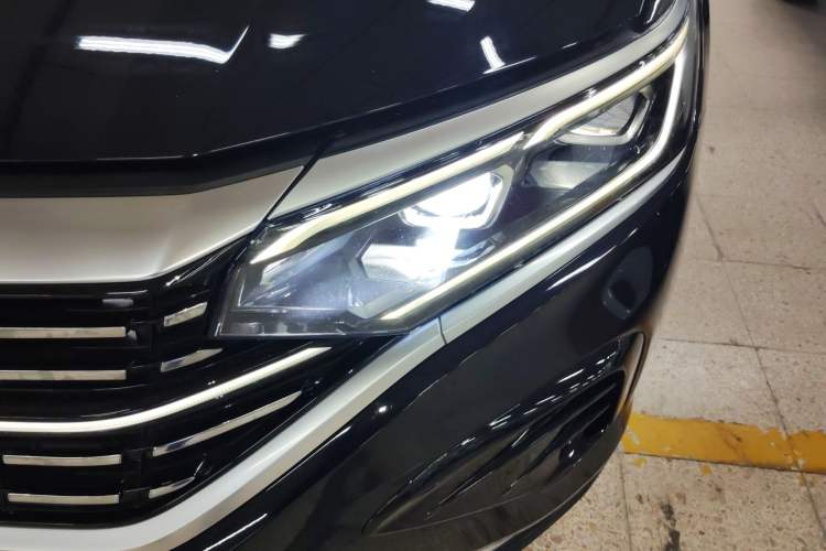 Used Volkswagen Passat 2022 330TSI Luxury Edition Custom Version