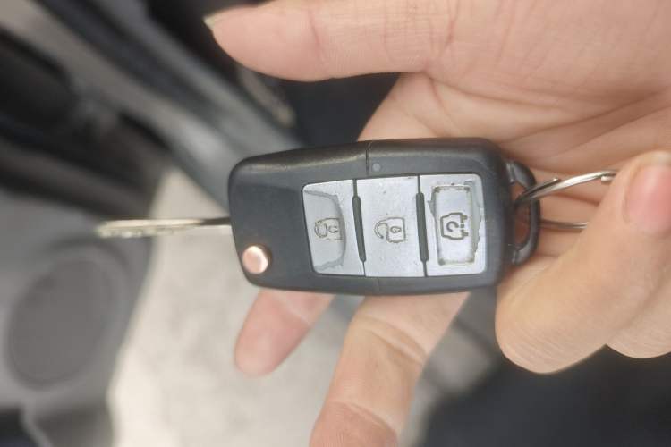 Used BAIC Changhe M50S 2015 1.5L Practical Cabin BJ415B
