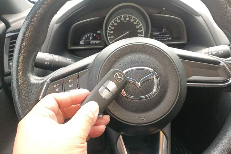 Used Mazda CX-4 2020 2.0L Automatic Two-Wheel Drive Blue Sky Dynamic Edition
