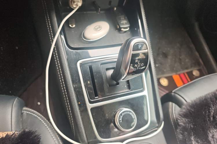 Used BYD Song New Energy 2019 Song EV500 Smart Connect Luxe Model Gear Lever