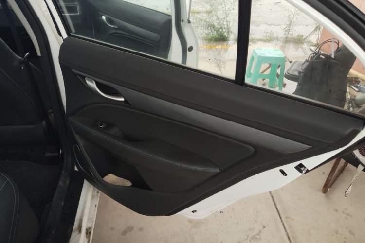 Used Geely Auto Emgrand New Energy 2018 EV450 Ambition Model
