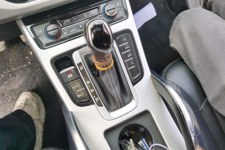 Used Geely Auto Emgrand X7 Sport 2016 1.8TD Automatic Smart Model