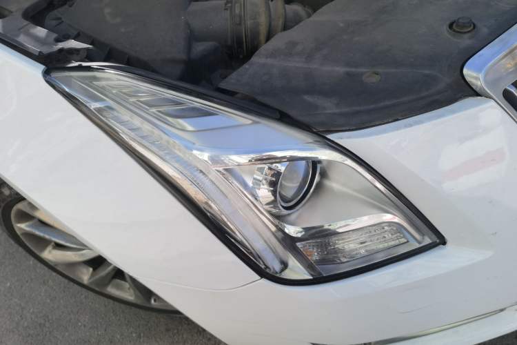 Used Cadillac XTS 2013 28T Leading Model