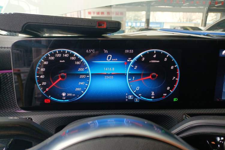 Used Mercedes-Benz A-Class 2022 Revised Version A 200 L Sport Sedan Fashionable Style