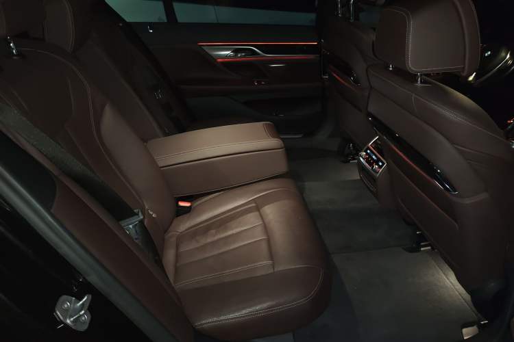 Used BMW 7 Series 2018 730Li Leading Model M Sport Package