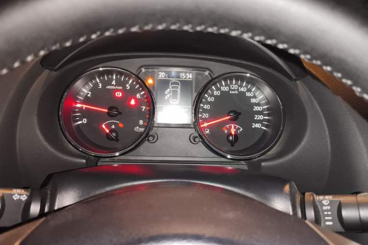 Used Nissan Qashqai 2011 2.0 XV Lea CVT 2WD
