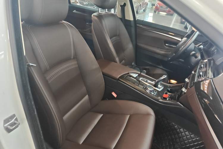 Used BMW 5 Series 2014 525Li Luxury Design Package