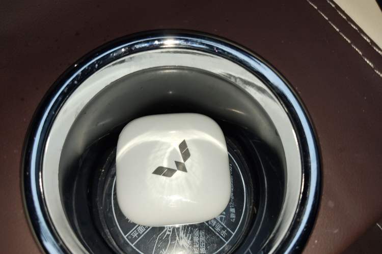 Used Wuling Bingo 2023 410 km Lingxi Deluxe Edition
