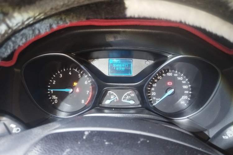 Used Ford Focus 2017 Hatchback 1.6L Automatic Fashion Edition Smart Drive Version
