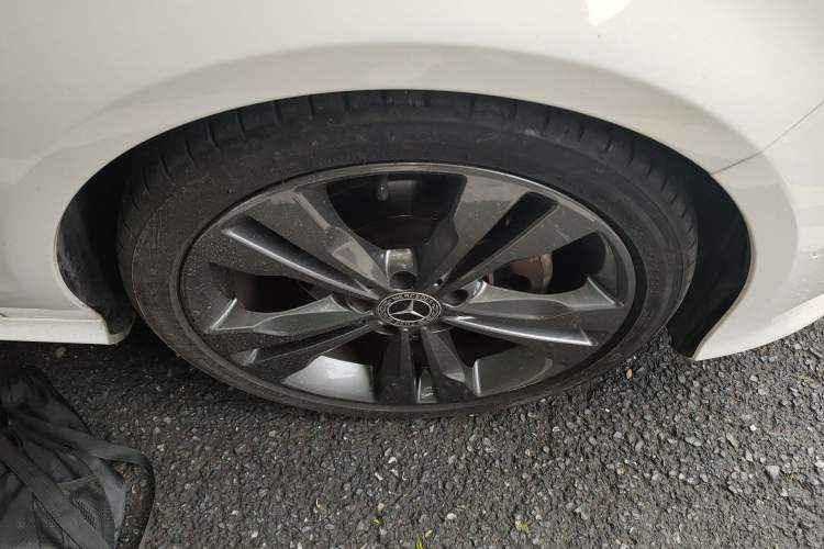 Used Mercedes-Benz CLA 2018 CLA 200 Sport Edition Right Front Wheel Hub