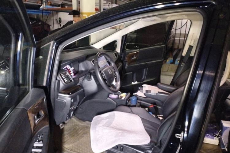 Used Honda Odyssey 2015 Updated Version 2.4L Smart Edition