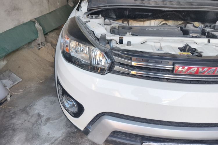 Used Haval H1 2016 Red Label 1.5L Manual Luxury Model
